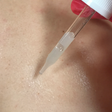 Load image into Gallery viewer, INSTANT SOOTHE HYDRO PEEL SYSTEM